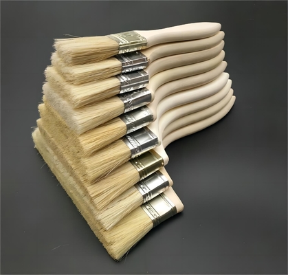 Aplicación de pintura de pared con pincel de pintura de cerdas puras de 4 pulgadas y mango de madera blanca