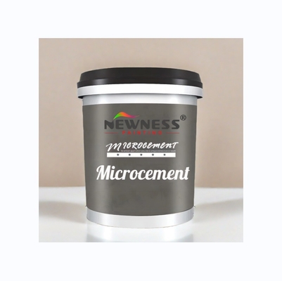 Diseños de paredes de alta dureza obtenidos con pintura de piso mate/alto brillante de microcemento